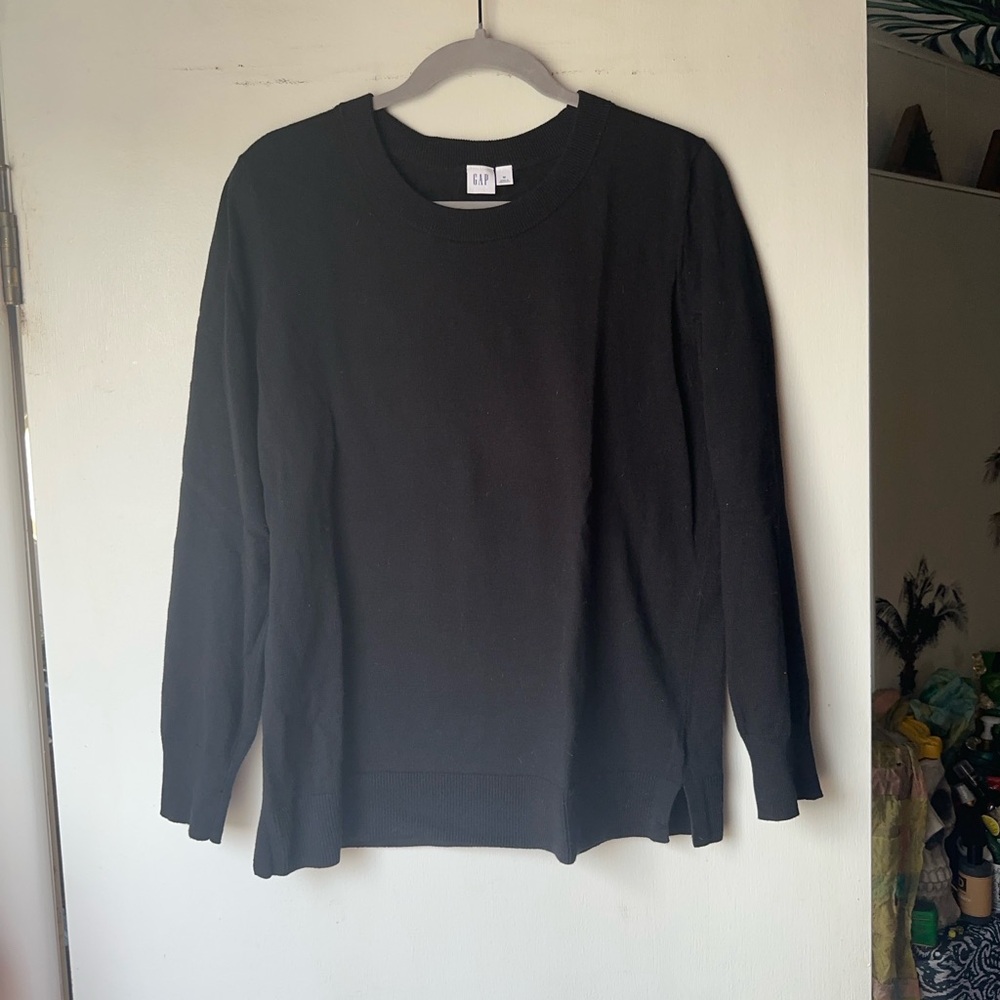 GAP Women’s Black Sweater